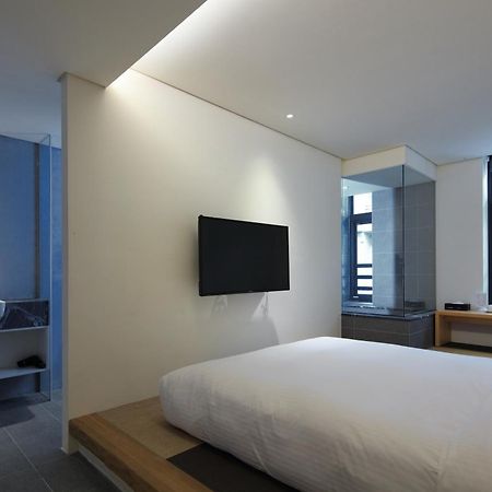 Hotel Water House à Taipei Extérieur photo